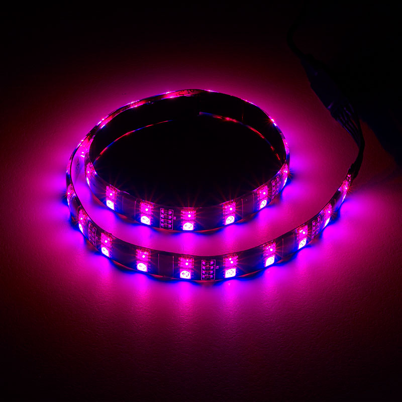 CableMod WideBeam Hybrid LED Strip 60cm - RGB/UV