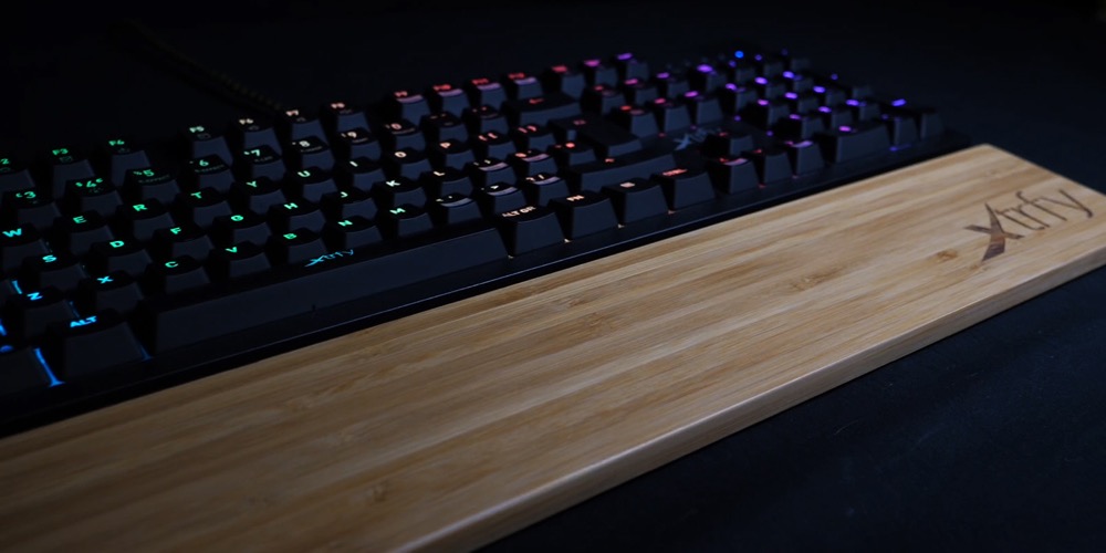 Xtrfy WR2, Wrist Rest in Bamboo